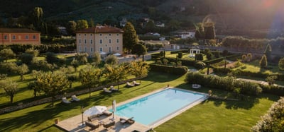 Luxury Villa Photo #2