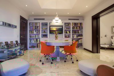 Luxury Villa Photo #23