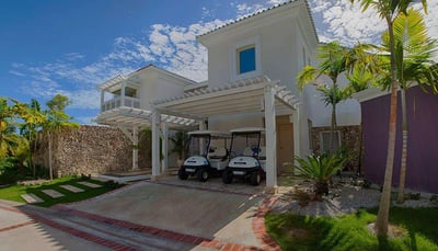 Luxury Villa Photo #2