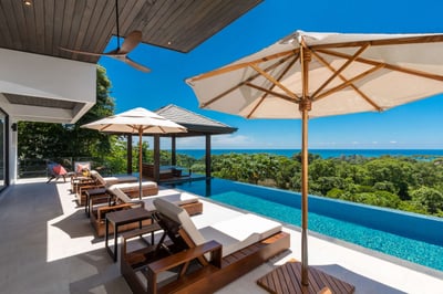Luxury Villa Photo #11