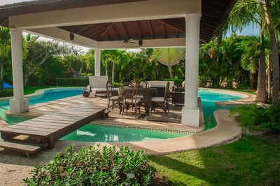 Luxury Villa Photo #48