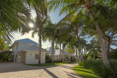 Luxury Villa Photo #84