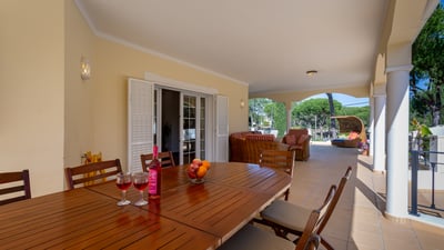 Luxury Villa Photo #16