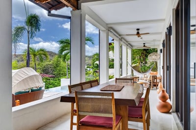 Luxury Villa Photo #11
