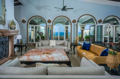 Luxury Villa Photo #29