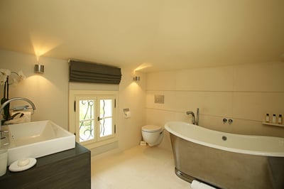Luxury Villa Photo #24