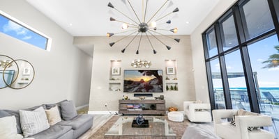 Luxury Villa Photo #11