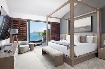 Luxury Villa Photo #12