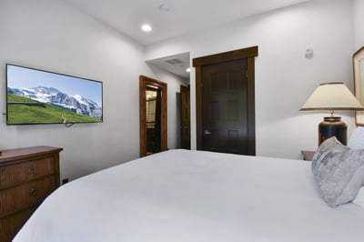 Luxury Villa Photo #14
