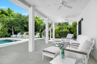 Turtle Cove,Villa Solis