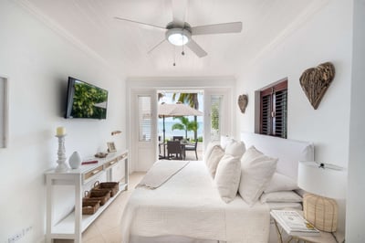 Luxury Villa Photo #8
