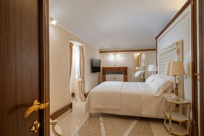 Luxury Villa Photo #81