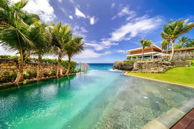 Luxury Villa Photo #11