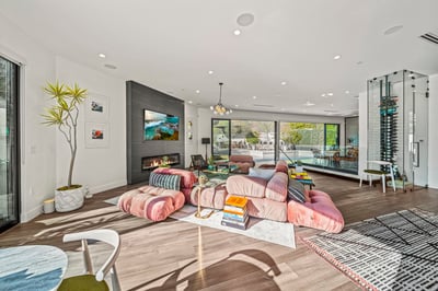 Luxury Villa Photo #24