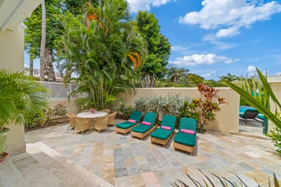 Luxury Villa Photo #5