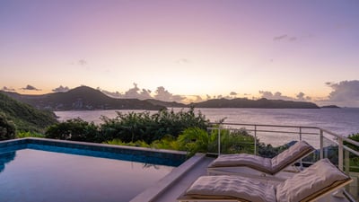 Luxury Villa Photo #13
