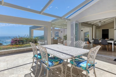 Luxury Villa Photo #15