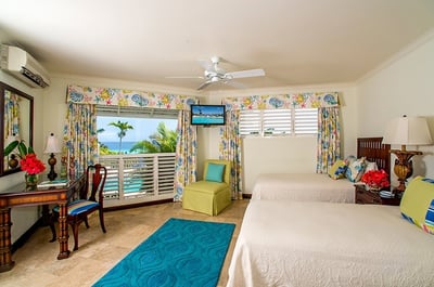 Luxury Villa Photo #9