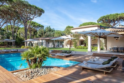 Luxury Villa Photo #4