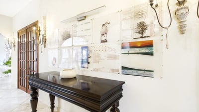 Luxury Villa Photo #27