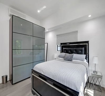 Luxury Villa Photo #28