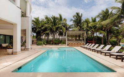 Luxury Villa Photo #5