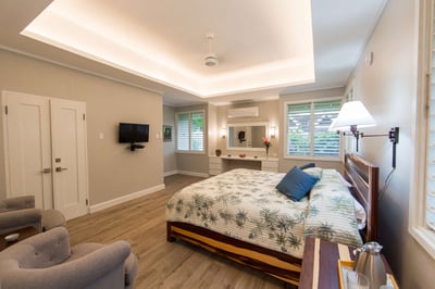 Luxury Villa Photo #15