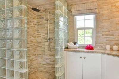 Luxury Villa Photo #30