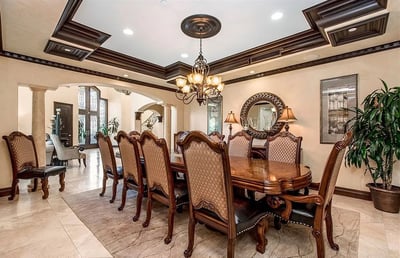 Luxury Villa Photo #18