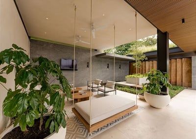 Luxury Villa Photo #6