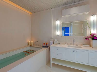 Luxury Villa Photo #25