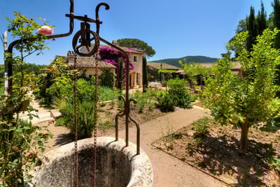Luxury Villa Photo #7
