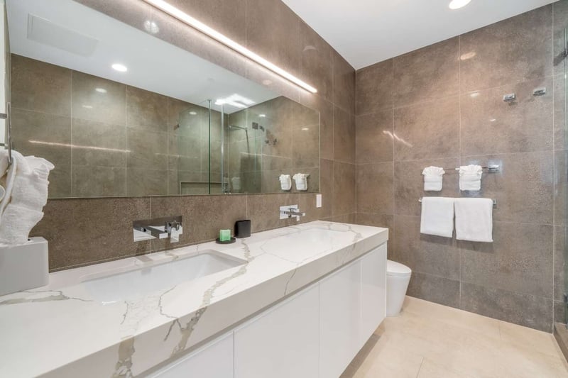 Club Suites at Rum Point 3 BDM Pool Suite