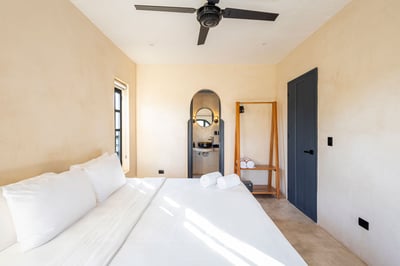Luxury Villa Photo #44