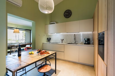 Luxury Villa Photo #32