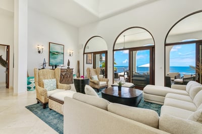 Luxury Villa Photo #14