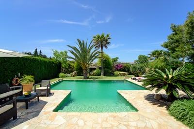 Luxury Villa Photo #9