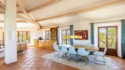 Luxury Villa Photo #13