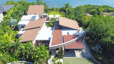 Luxury Villa Photo #67