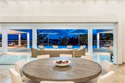 Luxury Villa Photo #19