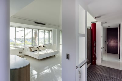 Luxury Villa Photo #22