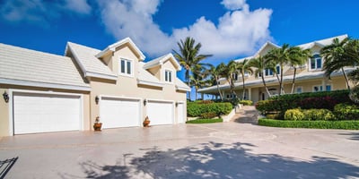 Luxury Villa Photo #5