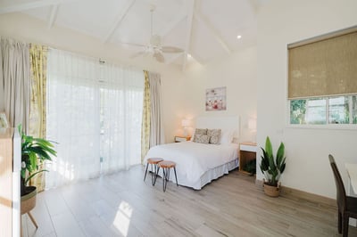 Luxury Villa Photo #38
