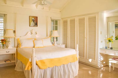 Luxury Villa Photo #16