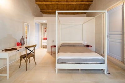 Luxury Villa Photo #37