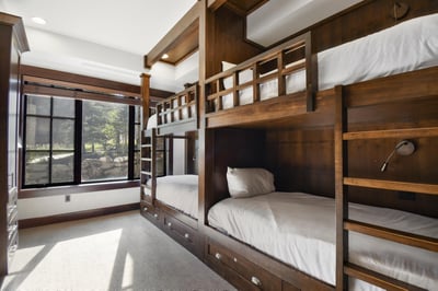 Luxury Villa Photo #15