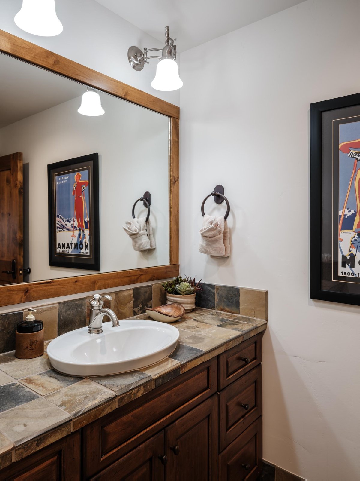 Spanish Peaks | Nestledown