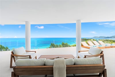 Luxury Villa Photo #8