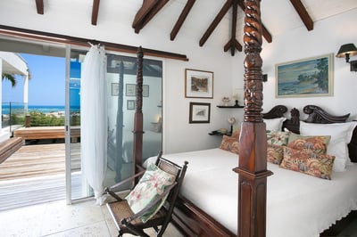 Luxury Villa Photo #43
