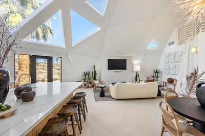 Luxury Villa Photo #31